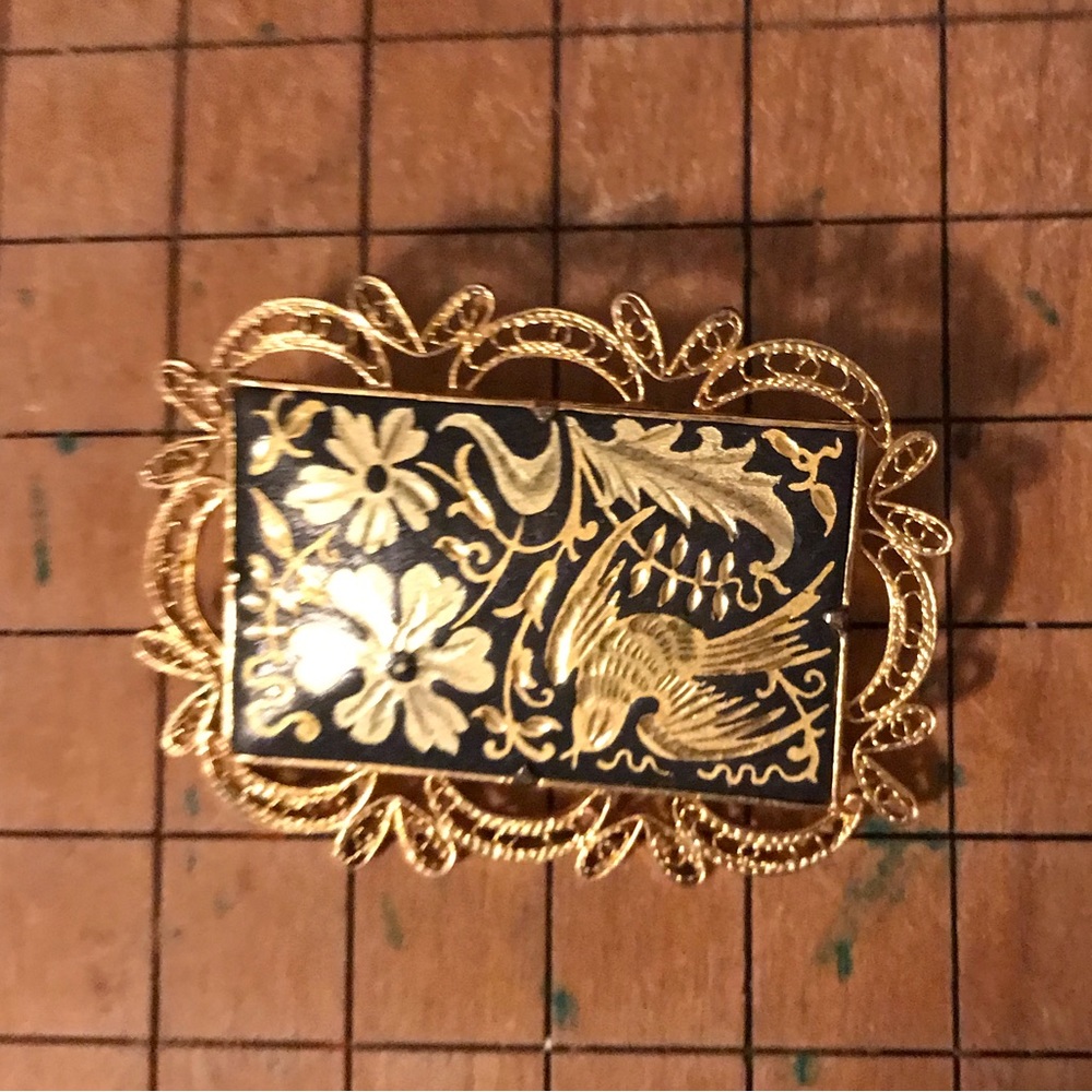Spanish Damascene Brooch Real Gold Inlay 2” x 1.5” EVC Trombone Clasp